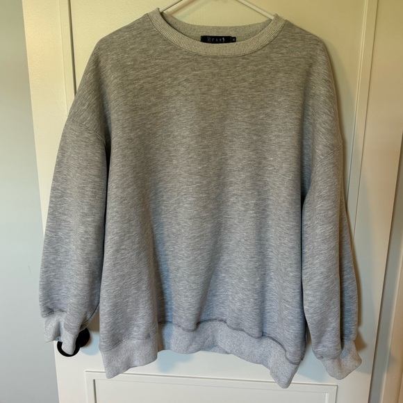 Efan Heather Gray Oversized Crewneck Sweatshirt - Picture 2 of 5